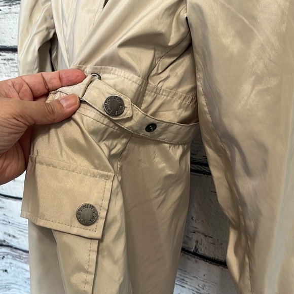 Jones New York Beige Windbreaker Parka Lightweight Fall Jacket Size S - Picture 7 of 17